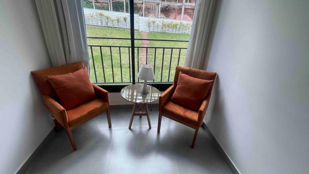 Star Green 203 - Luxo E Sofisticacao A 500 Metros Do Baden Baden Кампус-ду-Жордау Экстерьер фото
